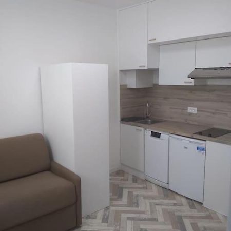 Tres Joli Petit Studio Aux Portes Paris Ιβρύ-συρ-Σεν Εξωτερικό φωτογραφία