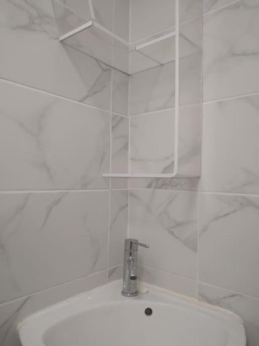 Tres Joli Petit Studio Aux Portes Paris Ιβρύ-συρ-Σεν Εξωτερικό φωτογραφία